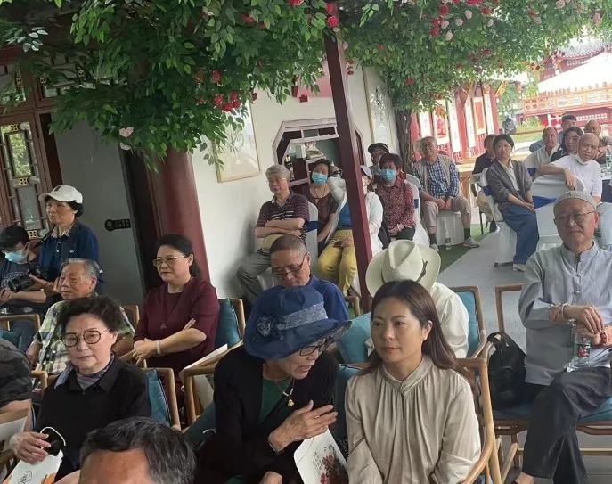 “你把美丽带给人间”— 著名国画家邵仲节先生追思会隆重举行(图19) 640 (17).jpg