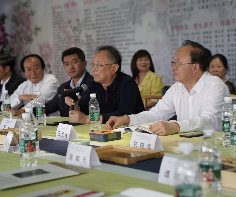 “你把美丽带给人间”— 著名国画家邵仲节先生追思会隆重举行(图20) 640 (18).jpg