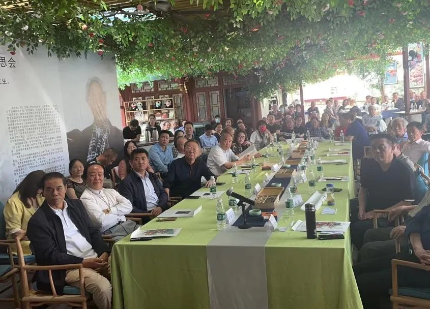 “你把美丽带给人间”— 著名国画家邵仲节先生追思会隆重举行(图26) 640 (24).jpg