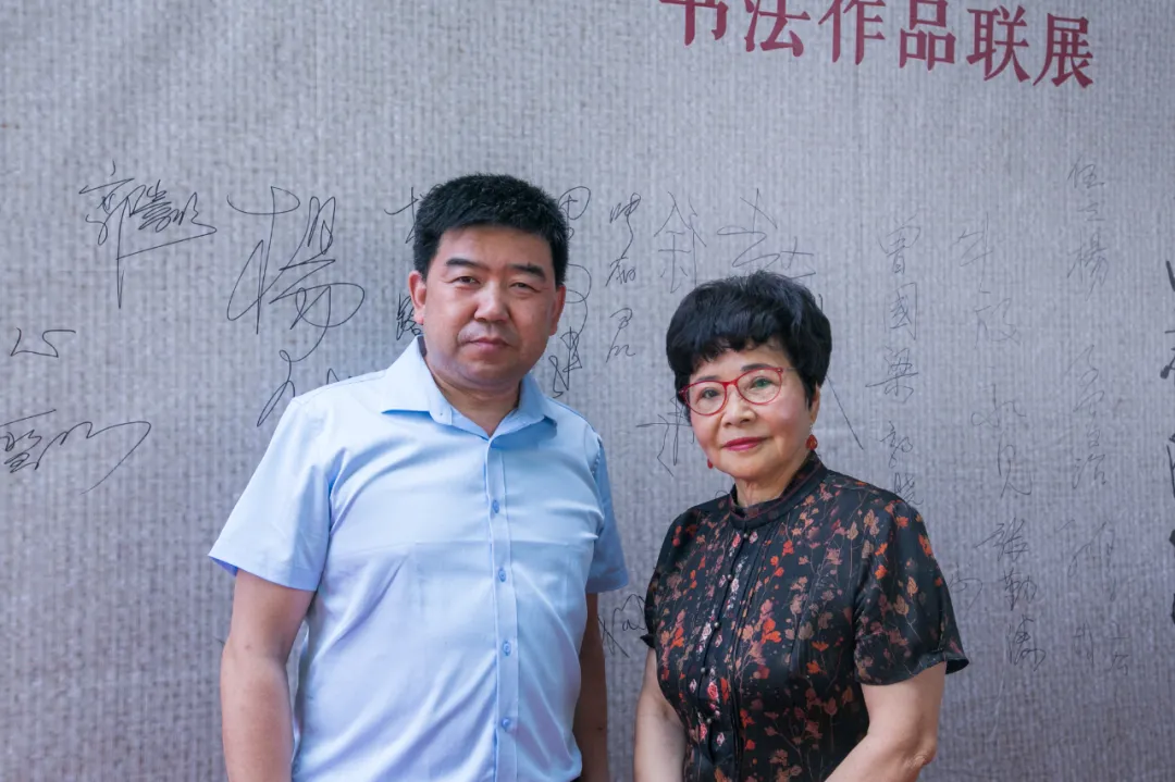 2024川味中国馆庆暨后浪三人行书法联展开幕(图1) 图片 1.png