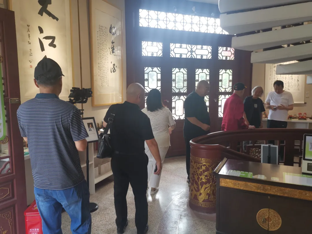 2024川味中国馆庆暨后浪三人行书法联展开幕(图26) 图片 25.png