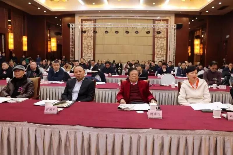 中国盐帮菜产业发展高峰论坛餐饮大咖献策 自贡将举办首届中国盐帮菜美食节(图3)