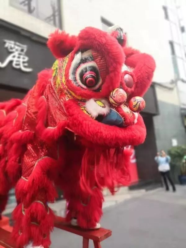 釉下五彩第一人，师生亮相耀蓉城！ 丽晶瓷庄隆重举办李文钟从艺62年师生展！(图2)