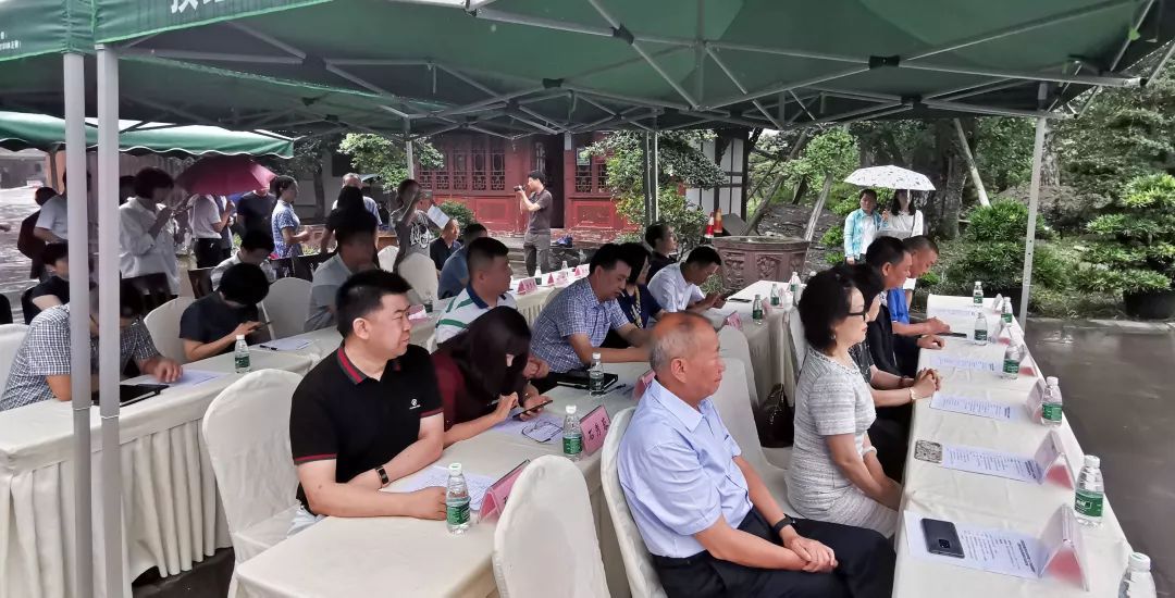 “川派盆景康养文化研究博士工作站”落户我会盆景示范基地 (图4)