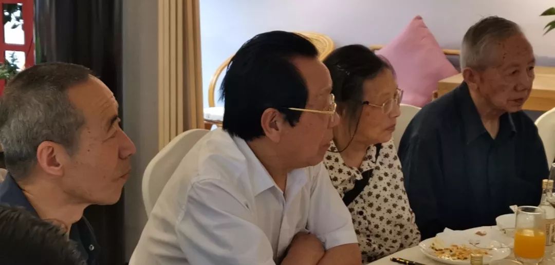 县长带队推广产品，众大咖齐帮忙“精准扶贫”，五一“橙香”文殊坊！ (图17)