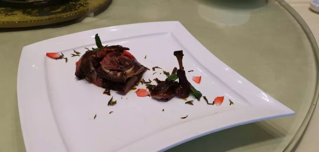 何方菜品，“敢称神州第一味”牛牛牛！ (图38)