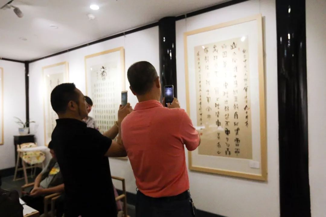 文创花开文殊坊 翰墨传情颂中国 ——李教文十二生肖甲骨文、篆书书法展在文殊坊举行 (图21)