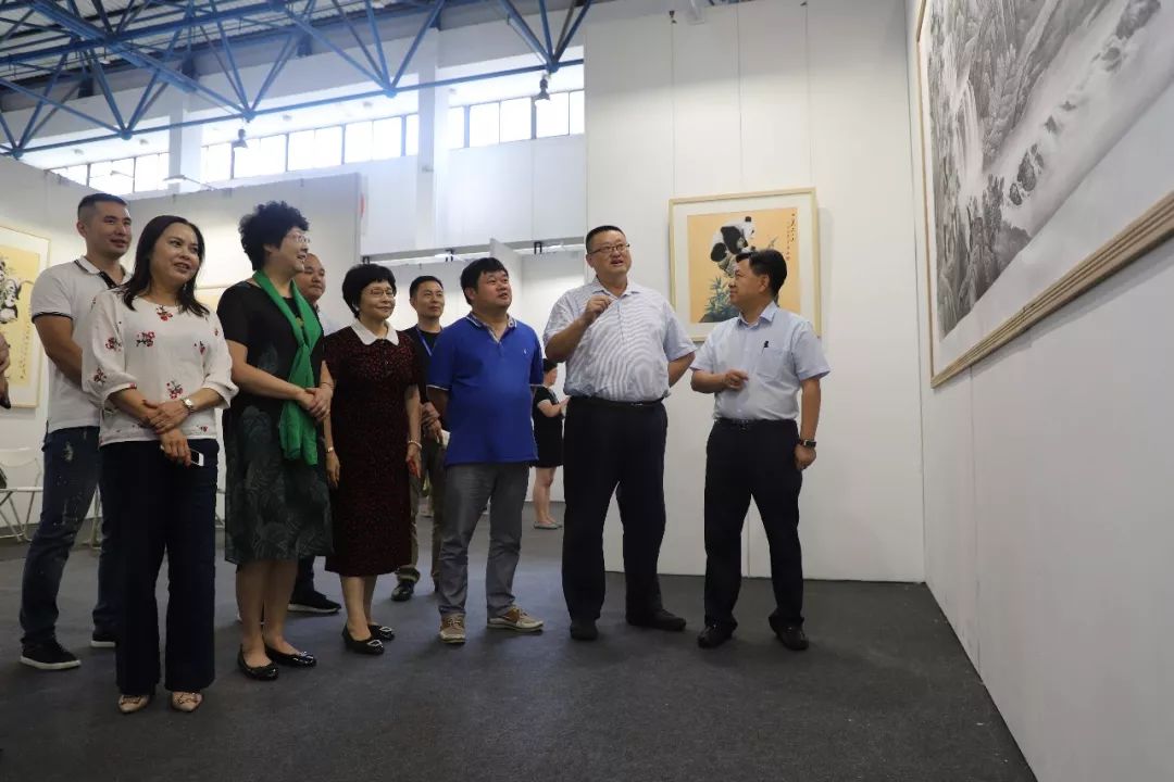 四川省传统文化促进会常务副会长，著名书画家吴长江亮相北京艺博会 (图26)