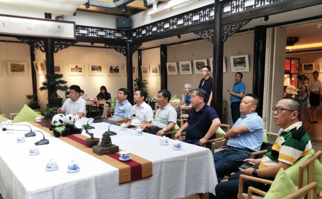 成都市委常委左正一行到川味中国调研(图4)