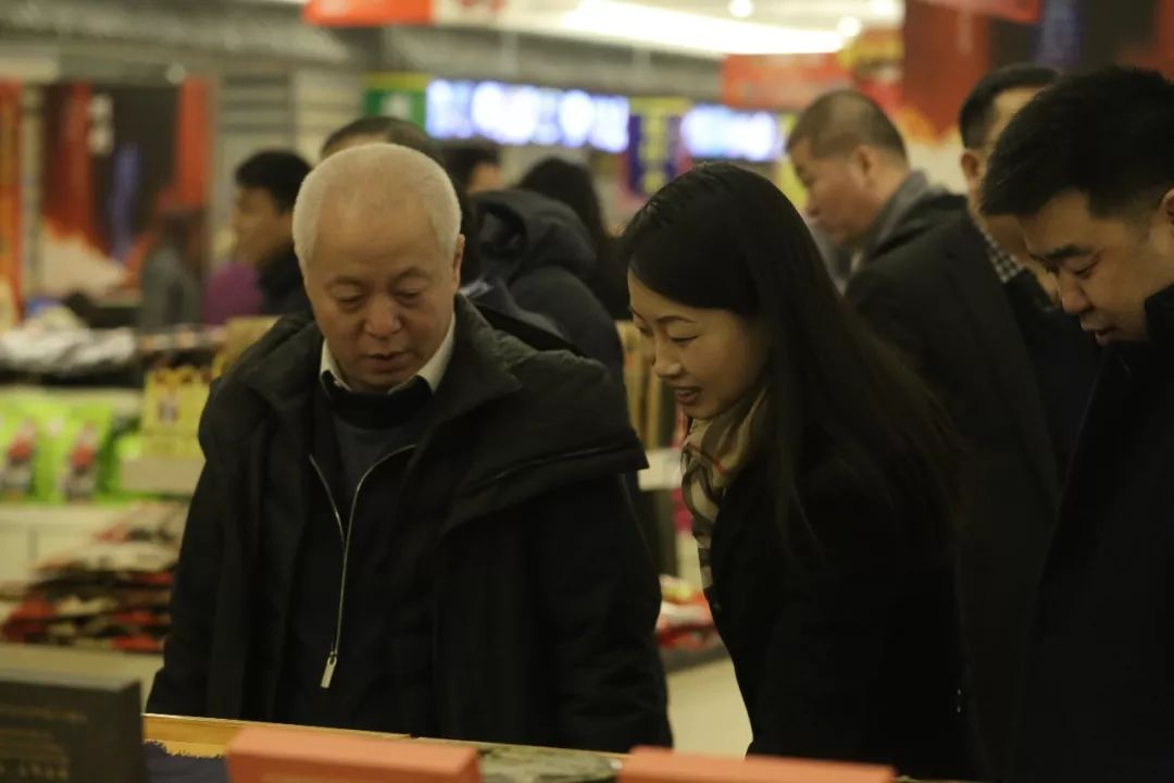 2018年（第八届）全国年货购物节 暨沈阳中街“川味天下”购物节隆重开幕 (图30)