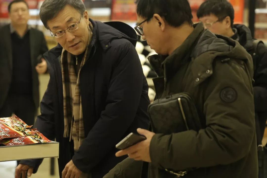 2018年（第八届）全国年货购物节 暨沈阳中街“川味天下”购物节隆重开幕 (图29)