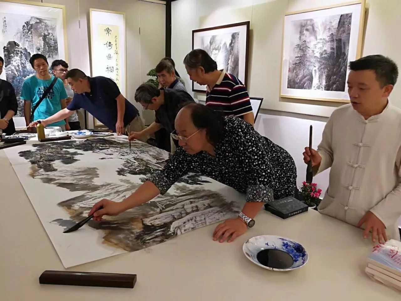 庆国庆 喜迎十九大 四川省传统文化促进会隆重举办四川名家书画精品展 (图17)