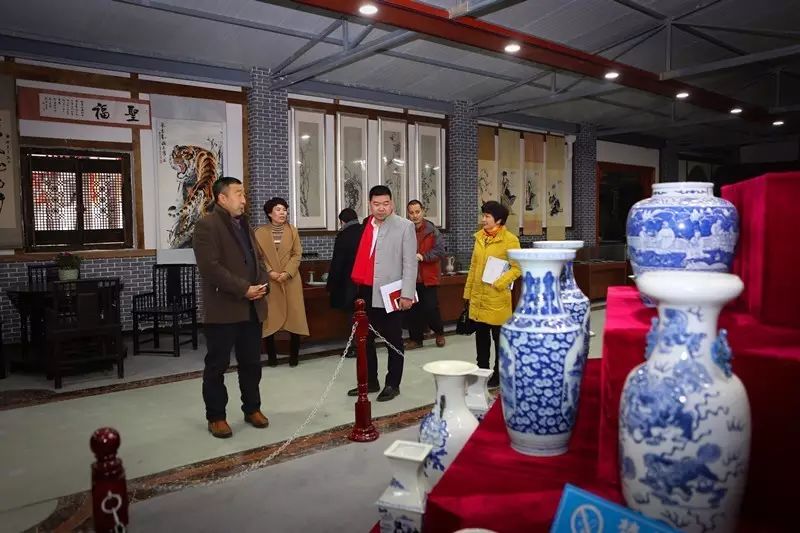 探究发展之路，四川省文化艺术产业商会新年首次会长会议召开 (图11)