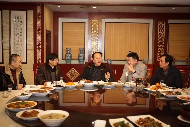 探究发展之路，四川省文化艺术产业商会新年首次会长会议召开 (图2)