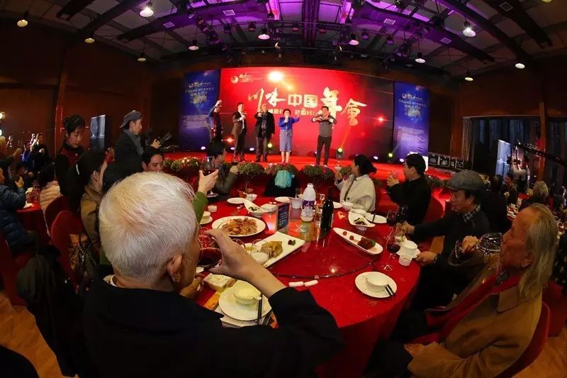 “论道文化艺术发展、传承川味产业精神”2016四川文化艺术产业界年会隆重举行 (图36)