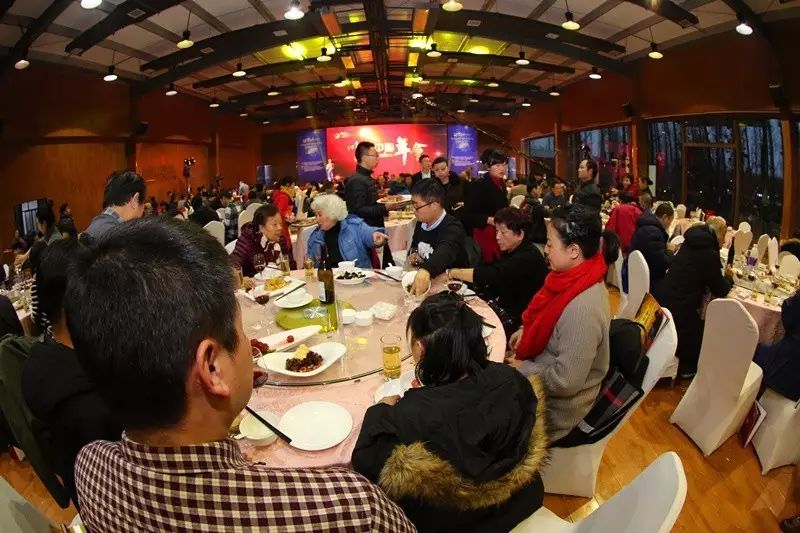 “论道文化艺术发展、传承川味产业精神”2016四川文化艺术产业界年会隆重举行 (图35)