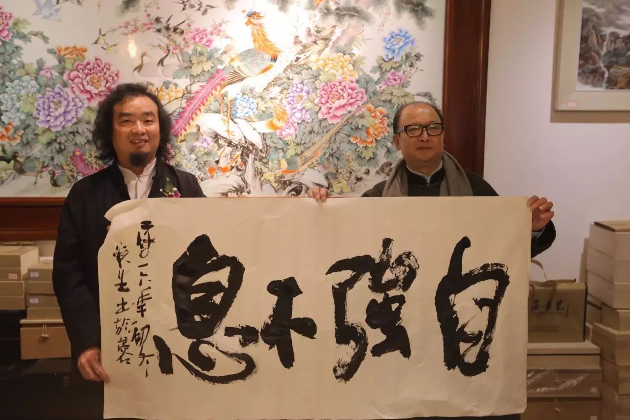 “红色官窑”、G20国宴瓷荟蓉城，轻工业部陶瓷研究所名人名作成都开展 (图19)