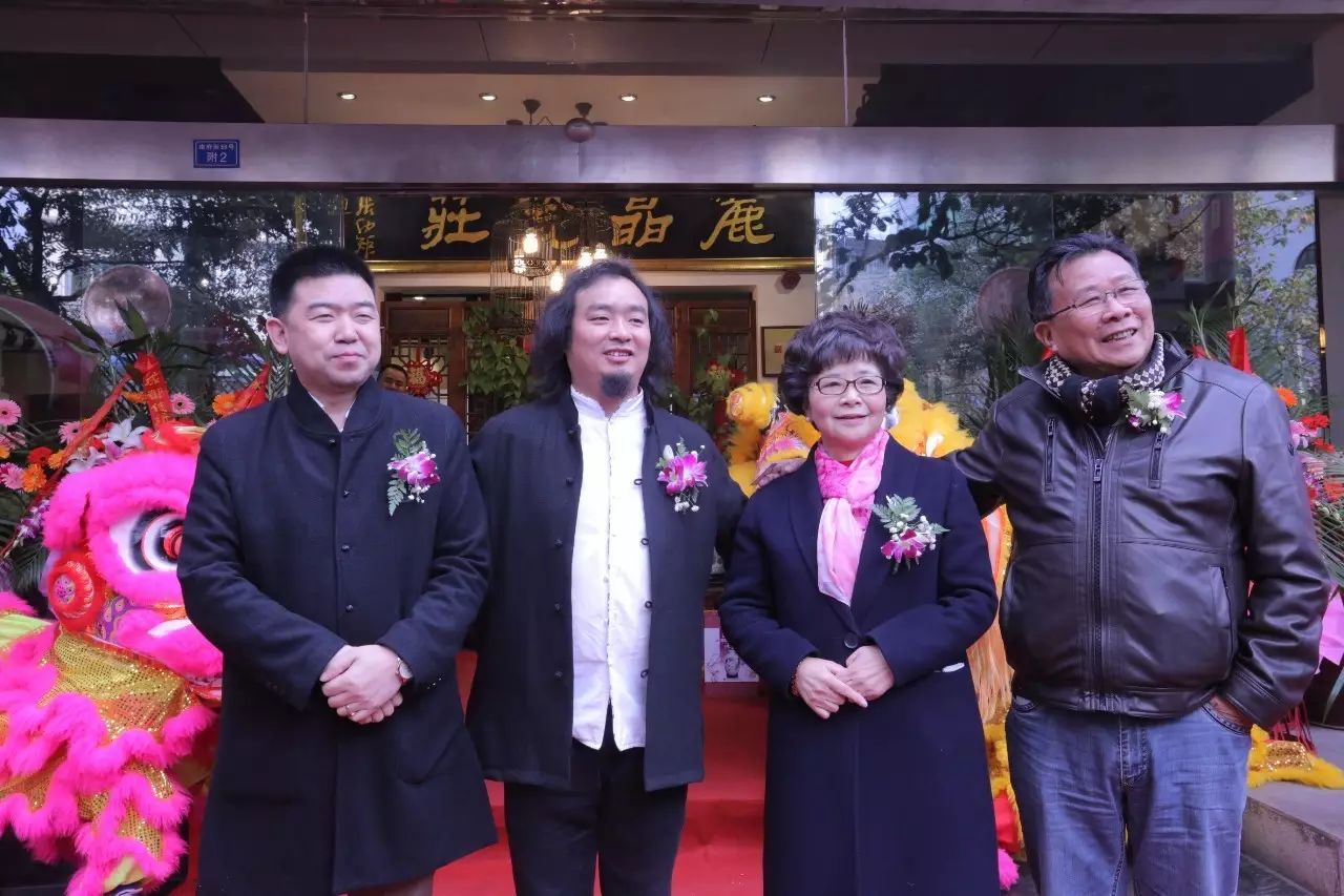 “红色官窑”、G20国宴瓷荟蓉城，轻工业部陶瓷研究所名人名作成都开展 (图8)