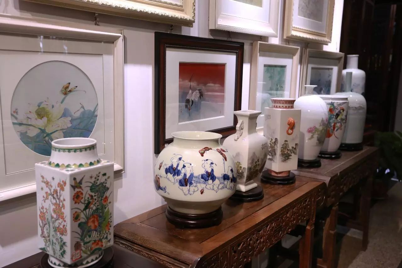 “红色官窑”、G20国宴瓷荟蓉城，轻工业部陶瓷研究所名人名作成都开展 (图21)