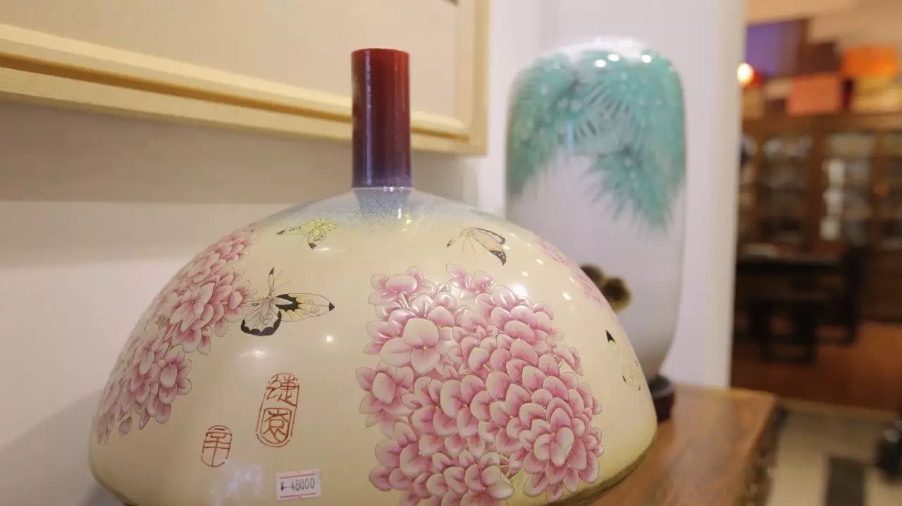 “红色官窑”、G20国宴瓷荟蓉城，轻工业部陶瓷研究所名人名作成都开展 (图29)