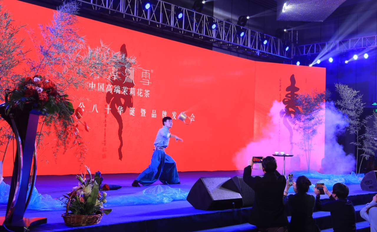 成都今冬“碧潭飘雪”，徐公华诞“红动蓉城” (图17)