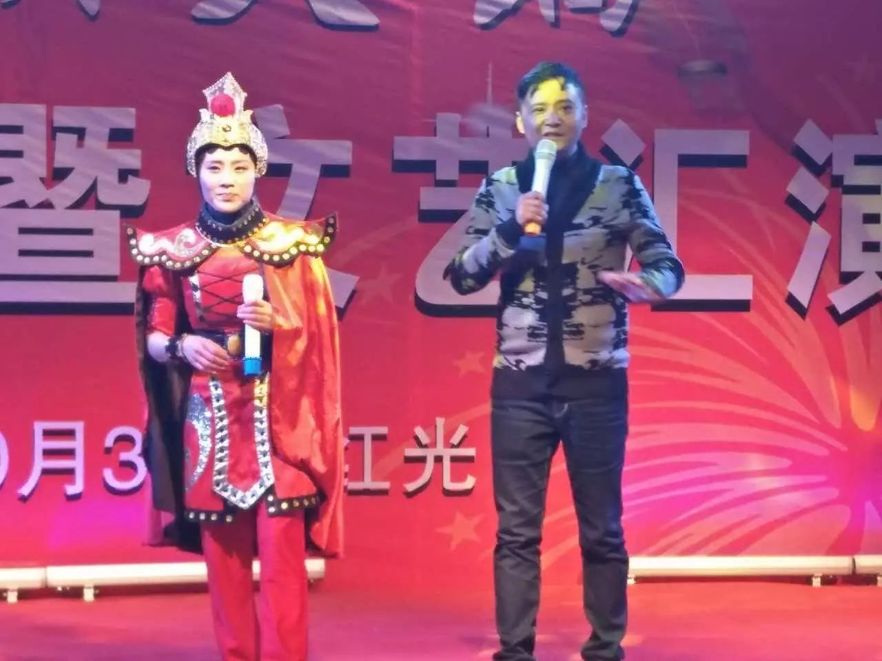 传统文化、各路明星助阵，铁郎头火锅昨日开业(图27)