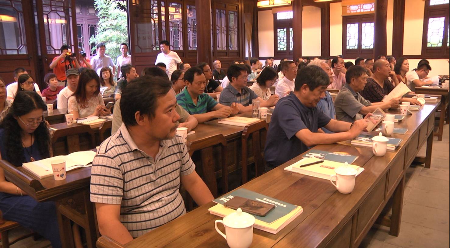 致敬“新诗百年”，蒋雪峰诗歌朗诵会在蓉举办 (图4)