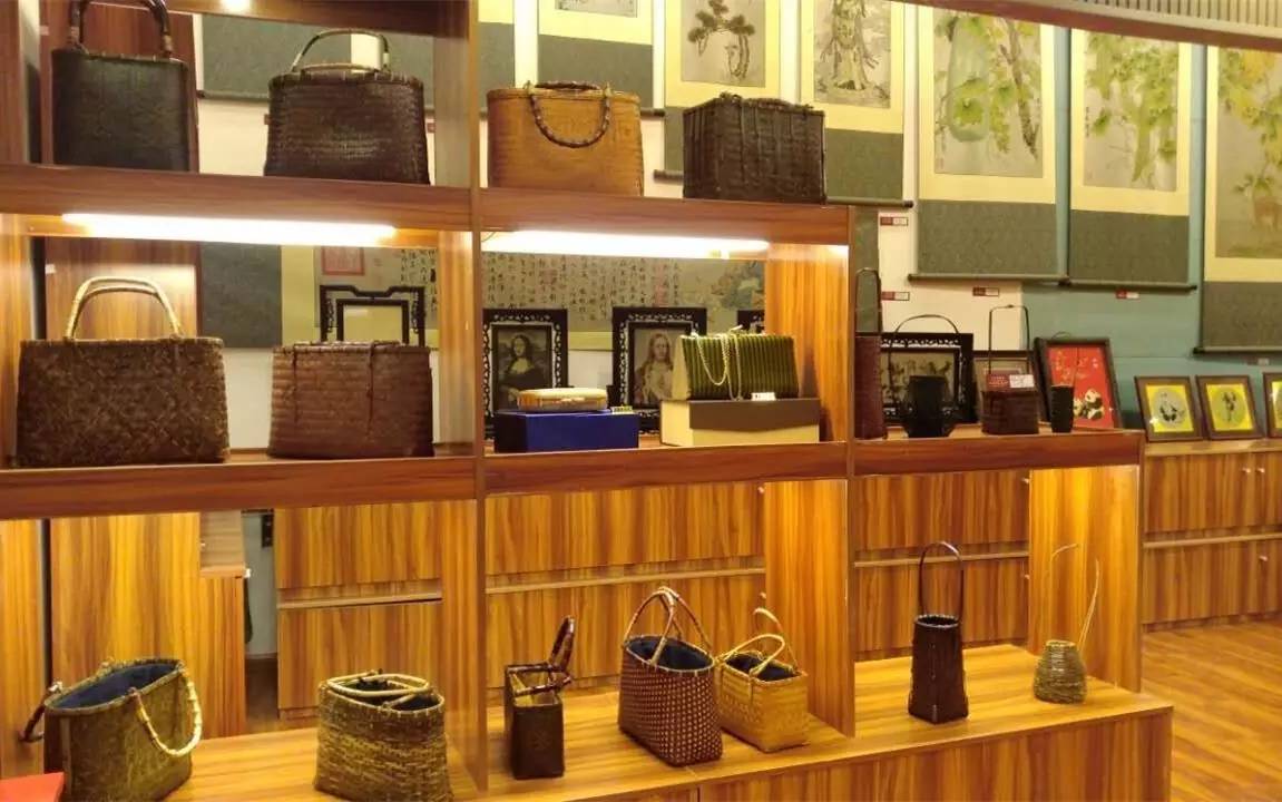 弘扬国粹，青神竹编入驻长春蜀品堂 (图3)