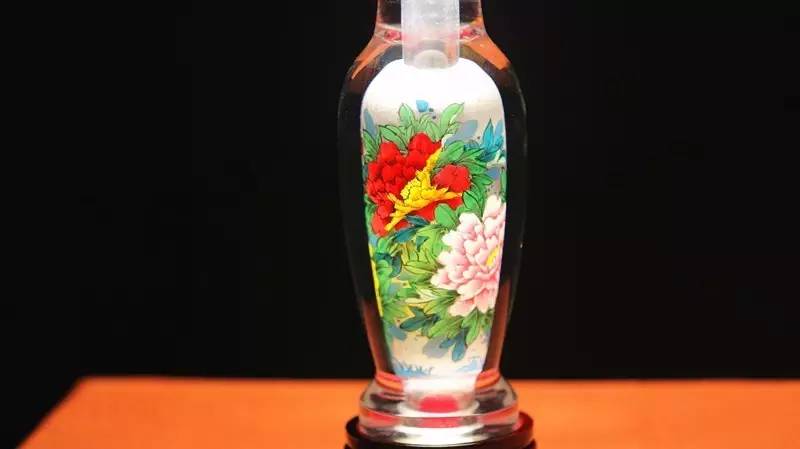 小壶大乾坤——内画守卫者梁卫卫 (图4)