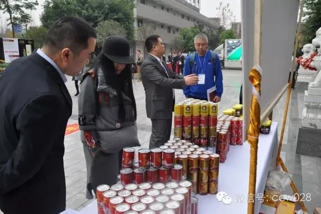 全国餐饮总裁团莅临四川成都建华食品有限公司参观考察 (图3)