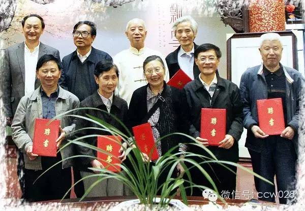 碧潭之中的飘雪先生(图1)