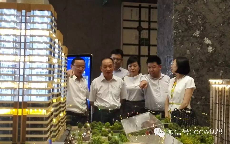 长春巴蜀映巷广受关注 四川领导率队前往调研 (图7)