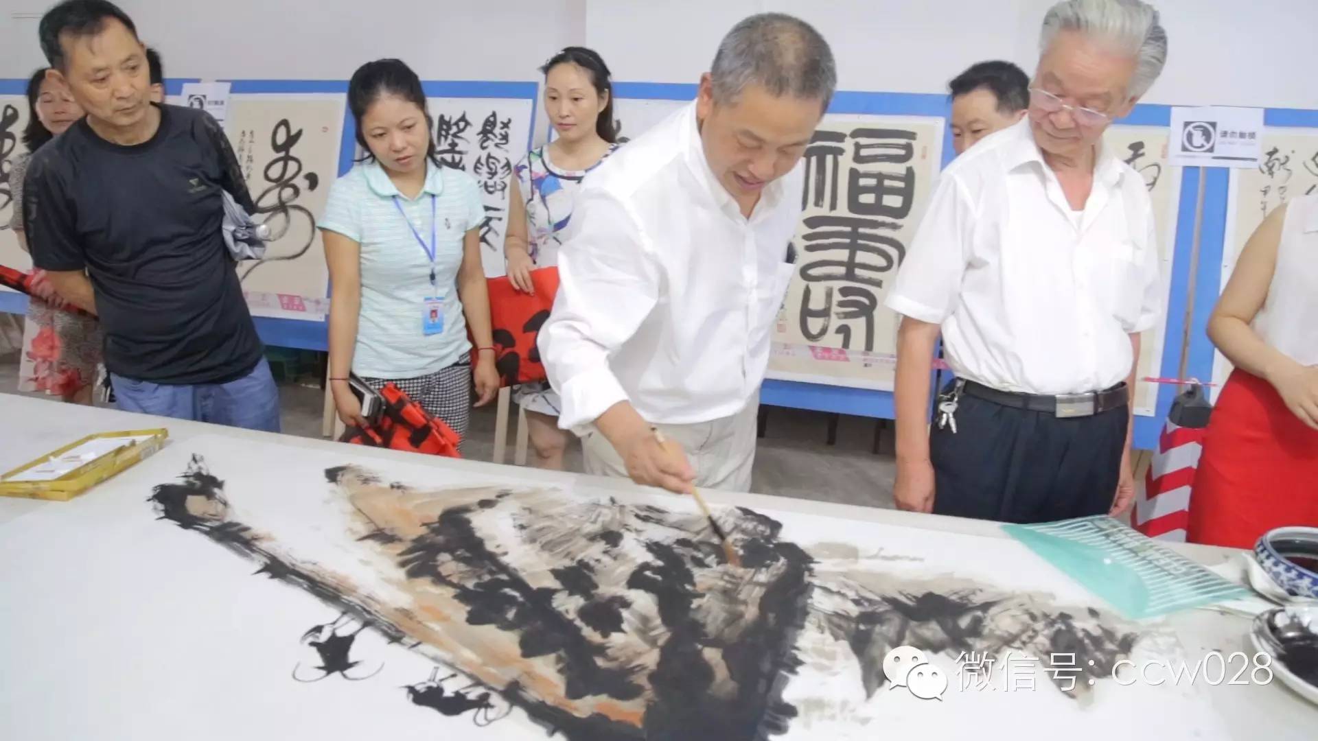 护夕阳庆七一 双祥社区开展书画摄影展 (图8)