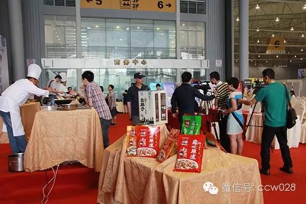 《川厨领秀》闪亮会展 佳肴才艺领秀全场 (图1)