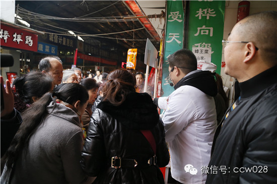 “友联”进市场 现场听反馈 (图4)