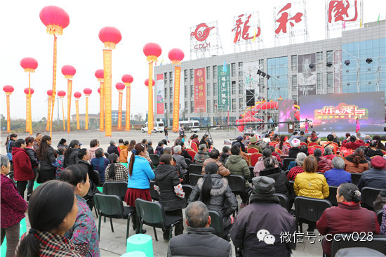 《百姓大舞台》龙和征战 巴蜀笑星鼎力助阵 (图1)