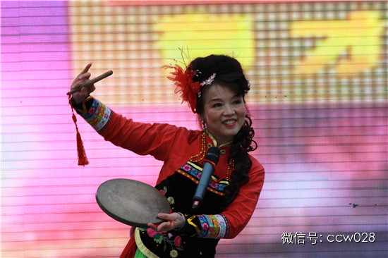 《百姓大舞台》龙和征战 巴蜀笑星鼎力助阵 (图6)