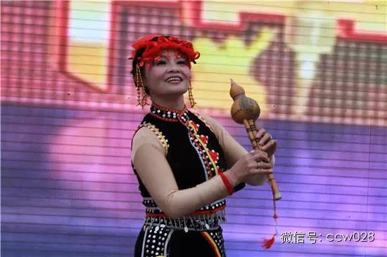 《百姓大舞台》龙和征战 巴蜀笑星鼎力助阵 (图7)