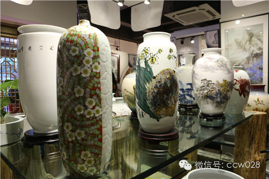 景德镇当代中青年实力派陶瓷艺术大师作品展在蓉成功举办 (图15)