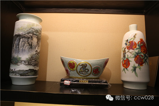 景德镇当代中青年实力派陶瓷艺术大师作品展在蓉成功举办 (图14)