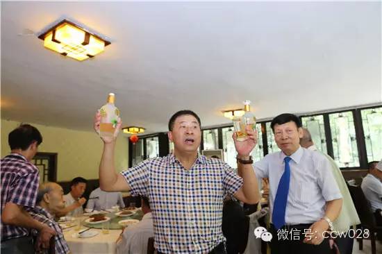 “纪念中华母亲嫘祖”书画展在蓉城开幕 (图7)