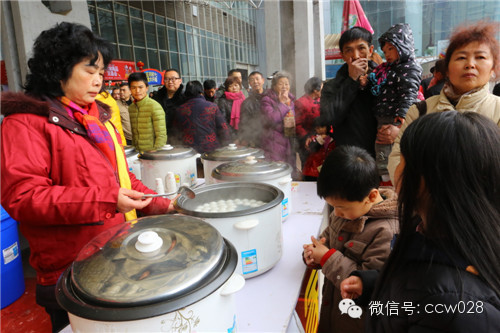 2014沙湾元宵商品交易会落幕 10万汤圆依然免费吃 (图2)