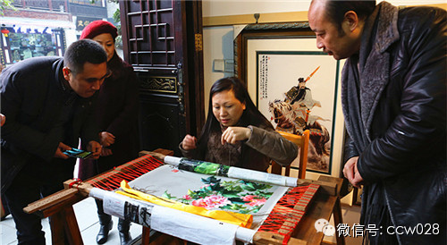 西部非遗生产性传承培训班到成都文殊坊非遗一条街参观学习 (图2)