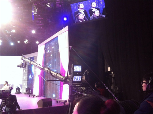 《乖娃娃》栏目”2014四川电视台少儿春晚“于1月5日在台演播厅录制 (图5)