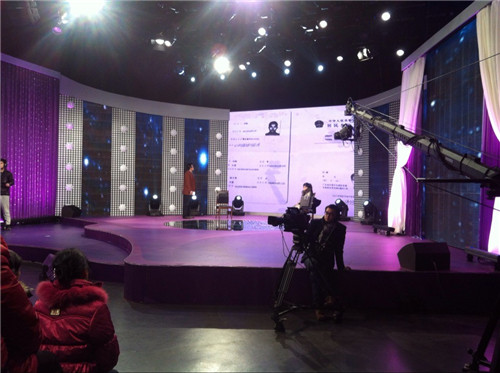 《乖娃娃》栏目”2014四川电视台少儿春晚“于1月5日在台演播厅录制 (图7)