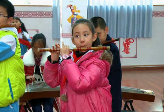 十城少儿春晚节目选拔启动 摄制组走进盐道街小学(图1)