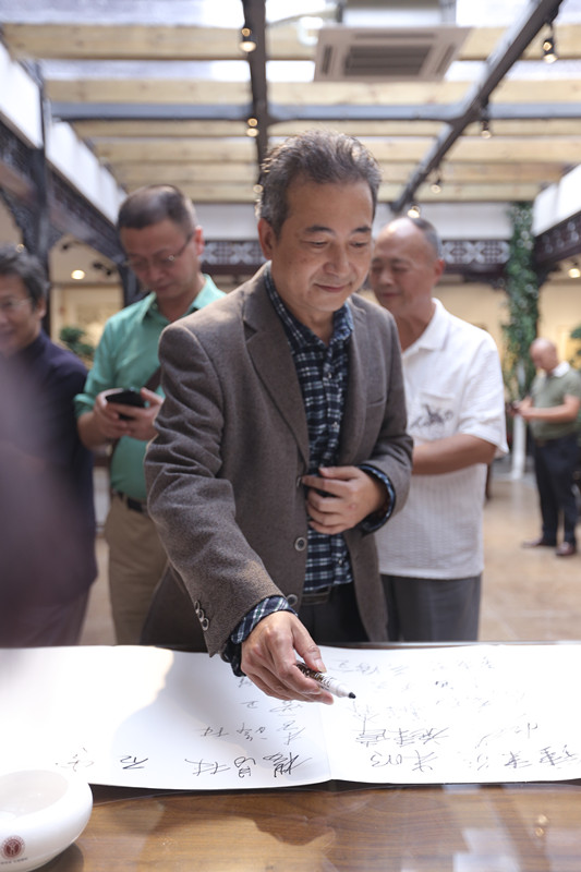 2017庆国庆  喜迎十九大 四川名家书画精品展暨四川传统文化艺术节走进沈阳启动仪式(图5)