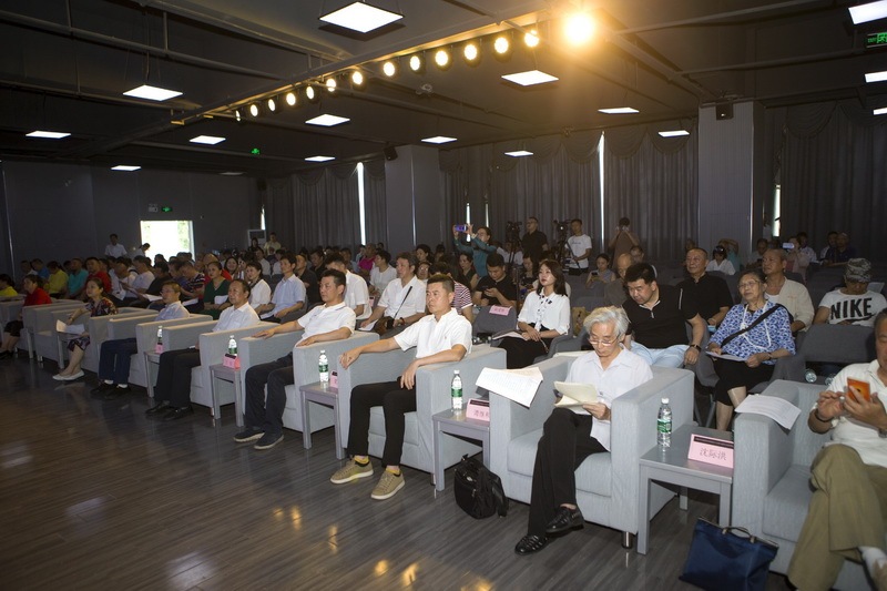 武林高手聚蓉城，传承发展结联盟 || 张勤涛董事长应邀出席“川渝体育非遗创新发展联盟”成立大会(图1)