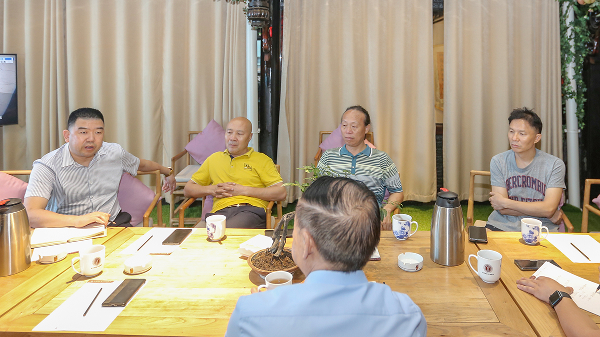 助力布拖脱贫攻坚，成都乡友在行动(图3)