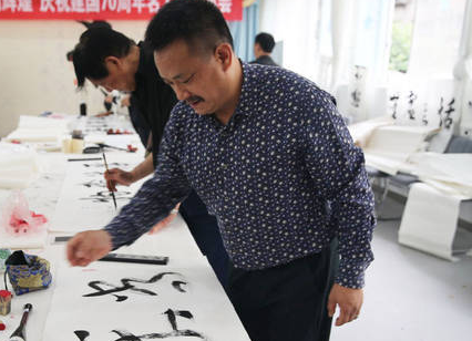 【薪火相传,师道永续】潘锡仁收徒李桅拜师仪式在川味中国举行(图24) 【薪火相传,师道永续】李桅拜师潘锡仁(图24)